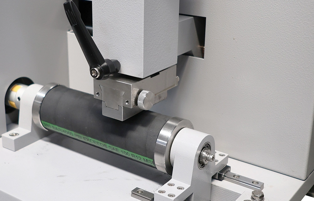 橡膠軟管外覆層磨耗試驗機 (GT-7012-AI)